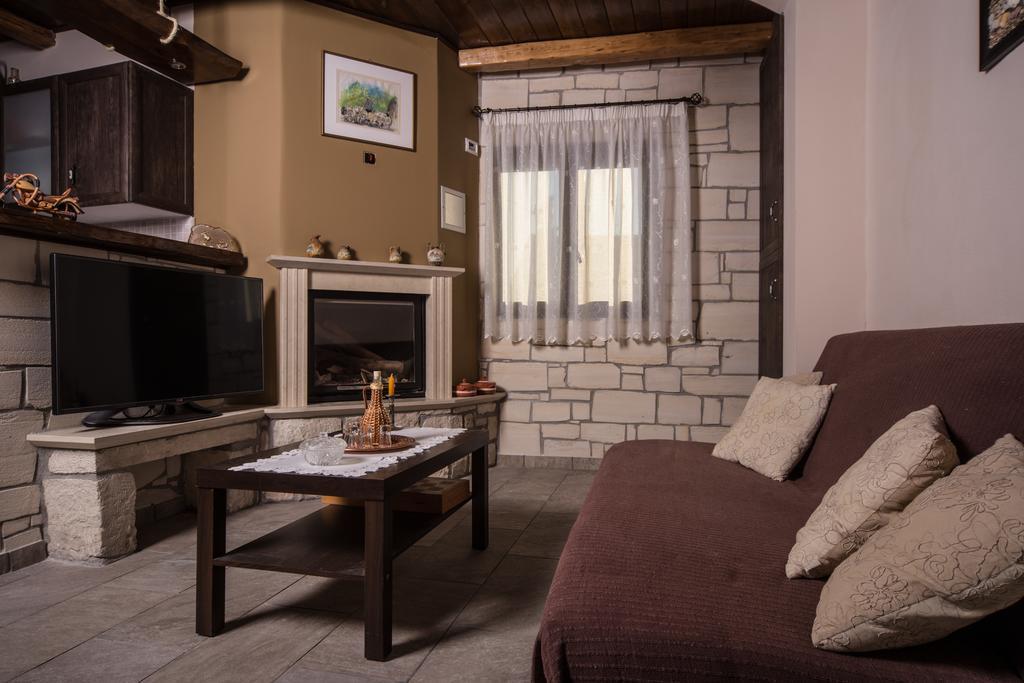Villa Galanthus Lístaros Exteriör bild